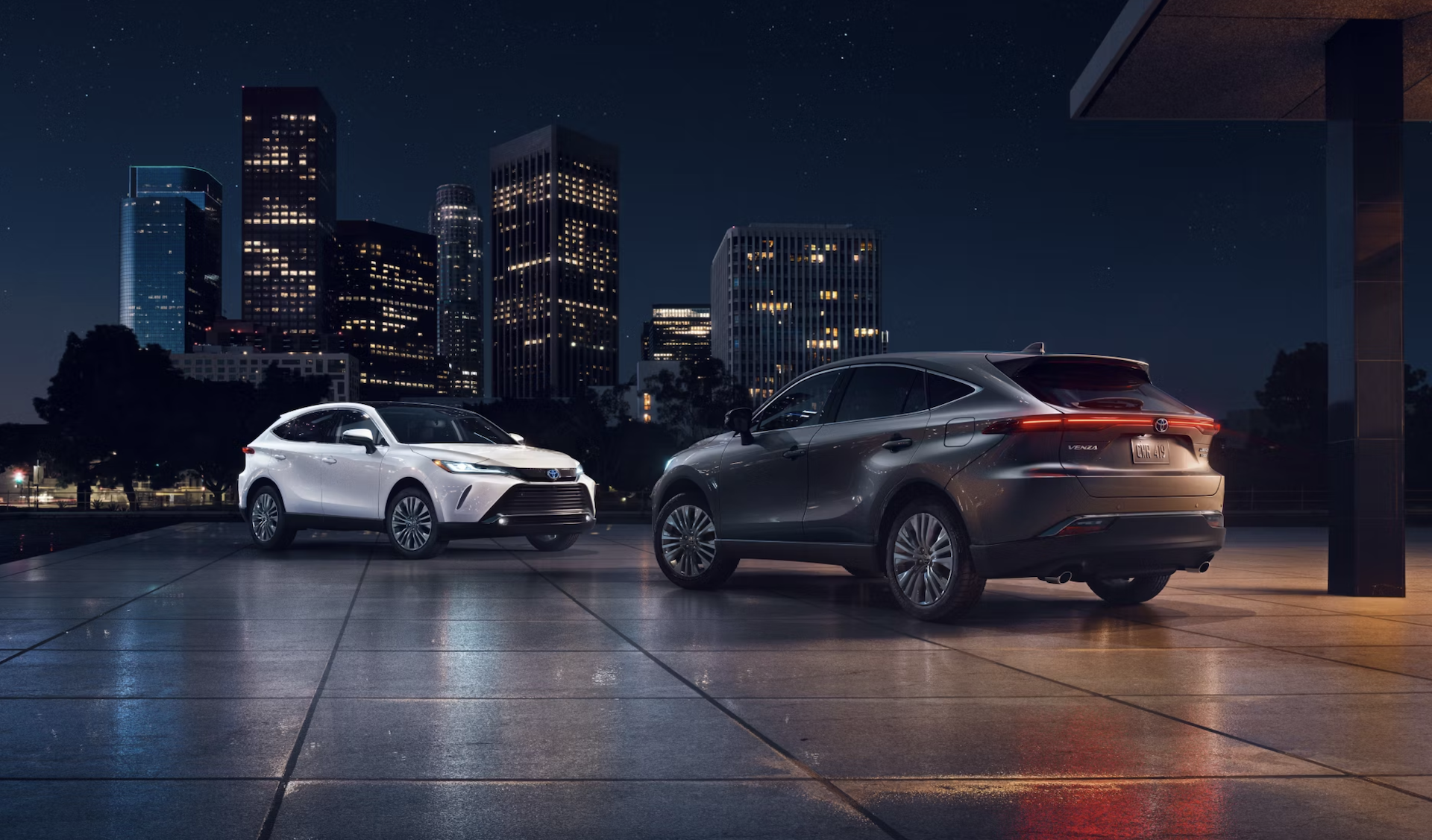 2024 Toyota Venza Style Near Me in Newark, OH