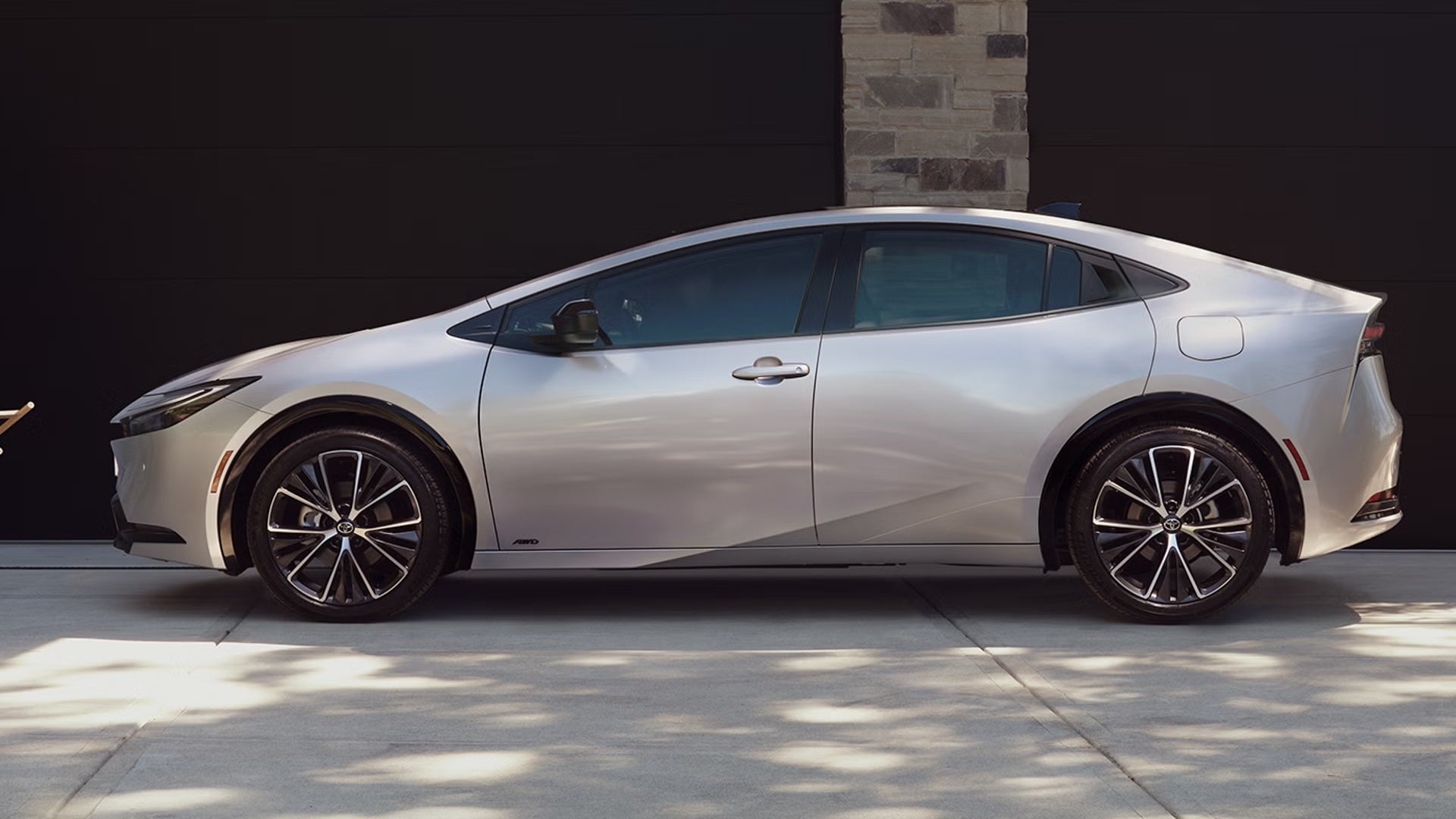 Silver 2027 Toyota Prius in Zanesville, OH